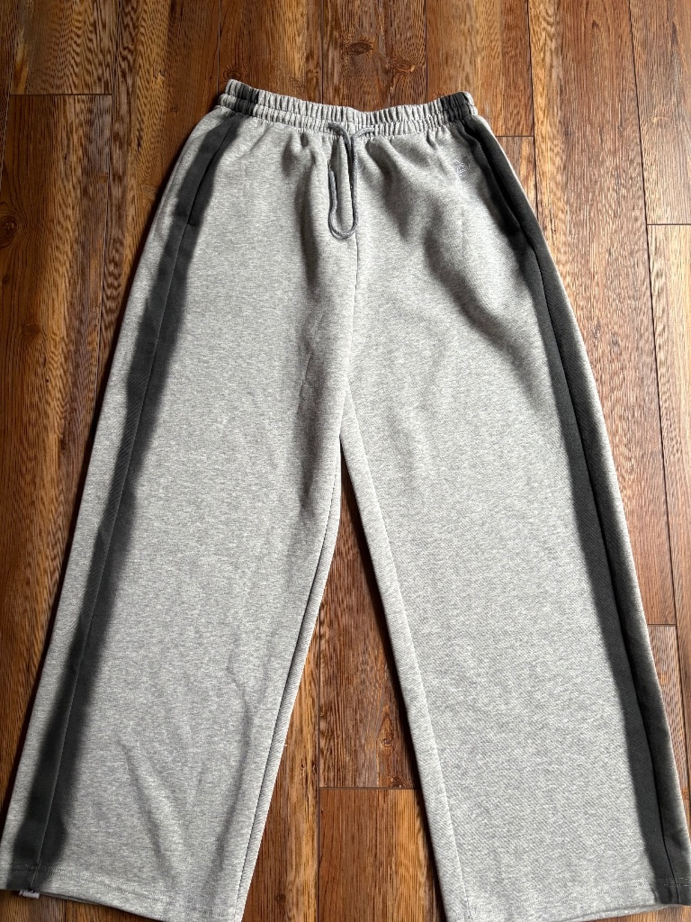 Aelfric Eden Graffiti Heart Baggy Sweatpants